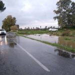 Maltempo Lazio: allagamenti e alberi caduti a Roma, incidenti a Latina, auto intrappolata in sottopasso a Fiumicino [FOTO]