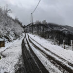 Maltempo, ondata di freddo al Sud: neve in collina in Campania e Puglia, imbiancato il Vesuvio [FOTO e VIDEO]