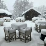 Meteo, 50-60cm di neve in Valle d’Aosta: pericolo forte di valanghe nel nord-ovest della regione [FOTO]