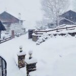 Meteo, 50-60cm di neve in Valle d’Aosta: pericolo forte di valanghe nel nord-ovest della regione [FOTO]