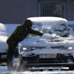 Meteo, ondata di freddo in Romania: -4°C a Bucarest, imbiancata dalla neve [FOTO]