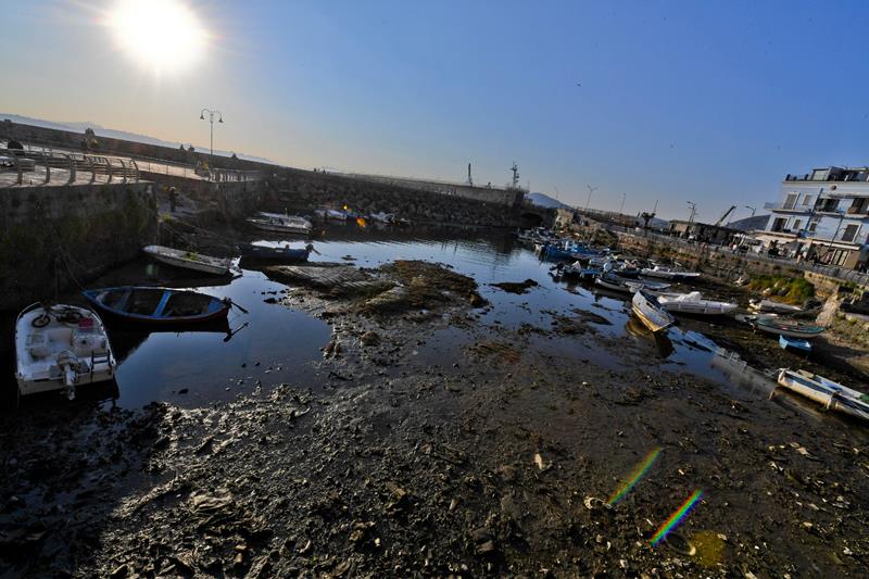 Bradisismo e bassa marea a Pozzuoli