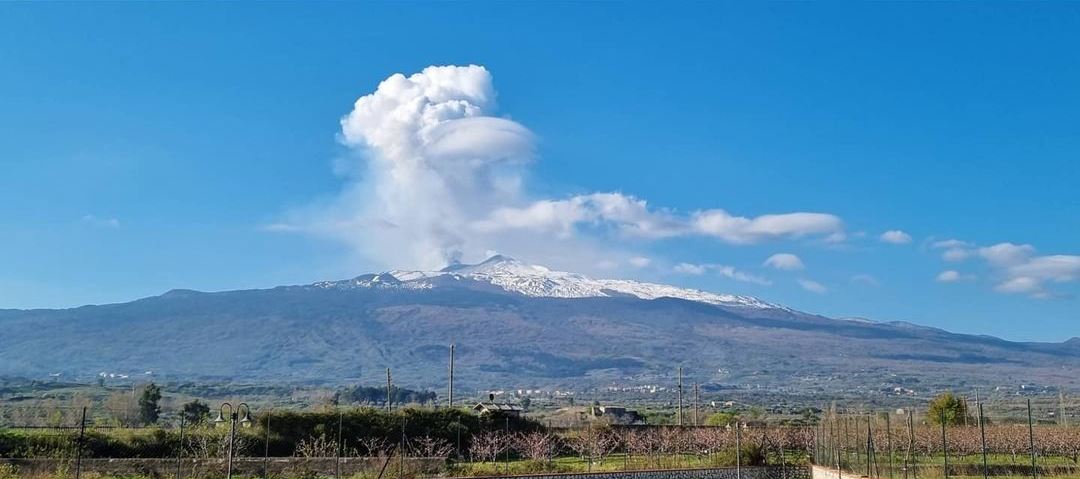 eruzione etna 1 aprile 2021