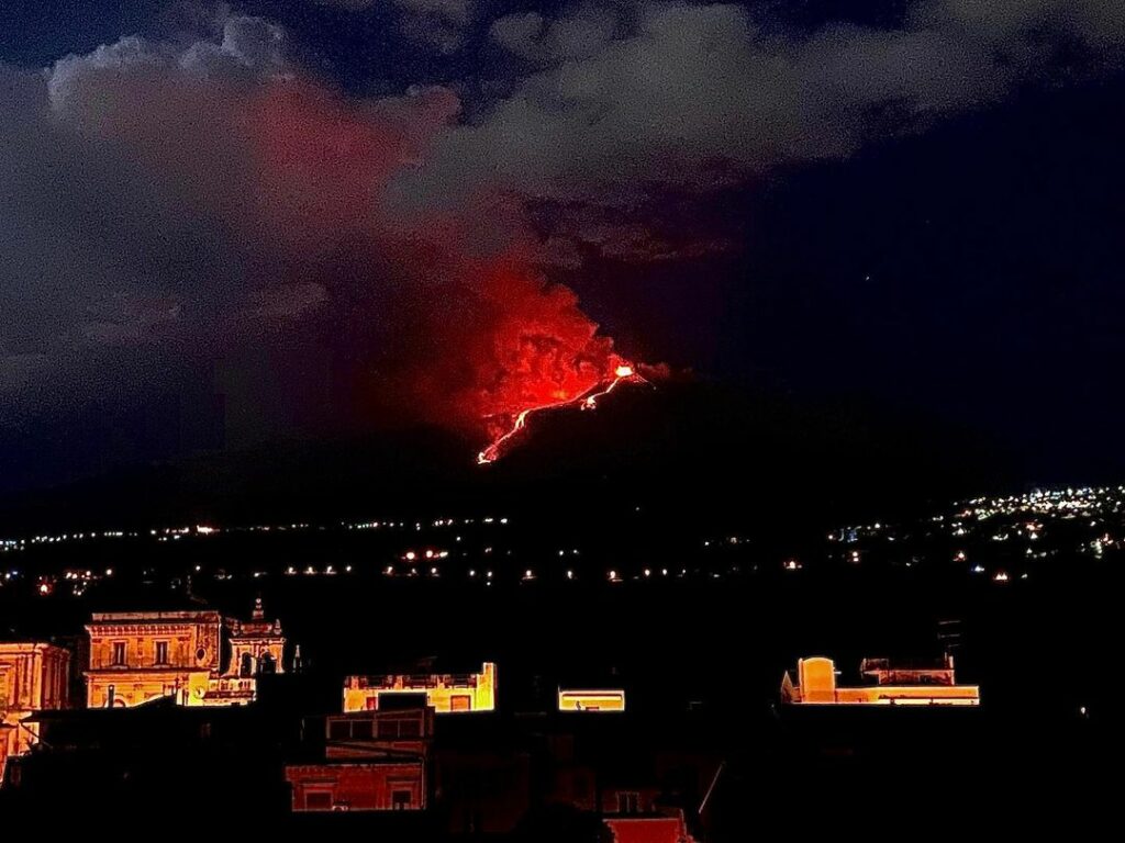 eruzione etna 1 aprile 2021