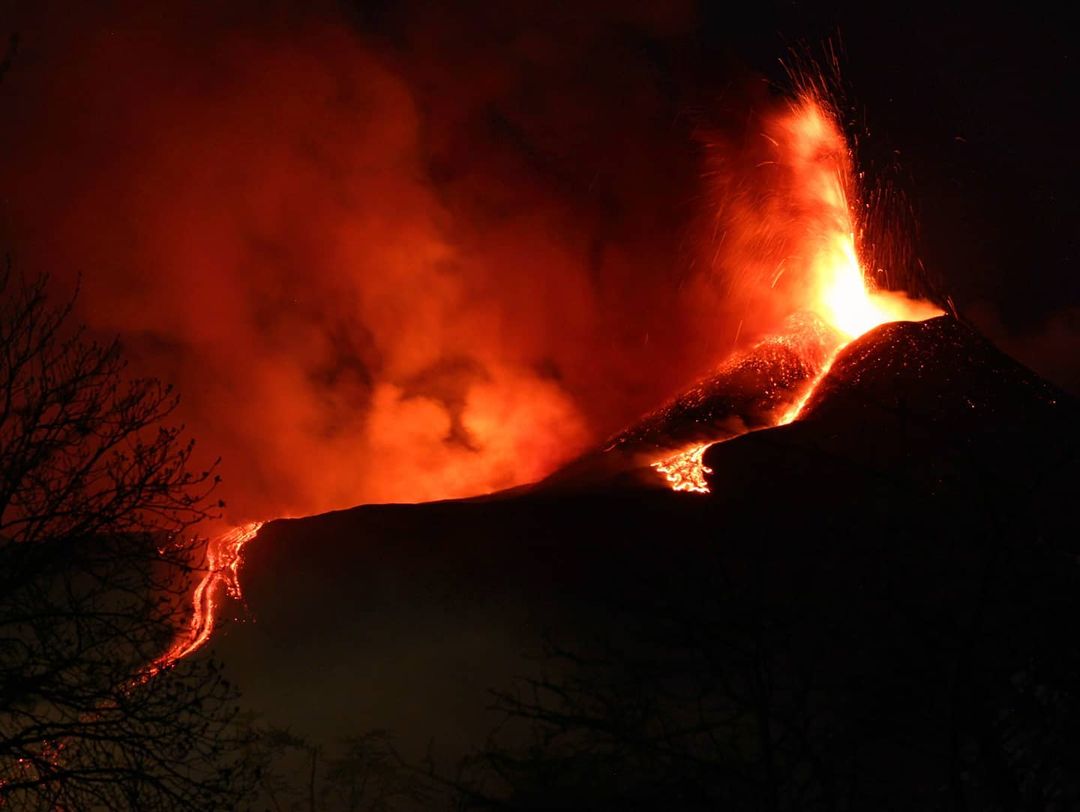 eruzione etna 1 aprile 2021