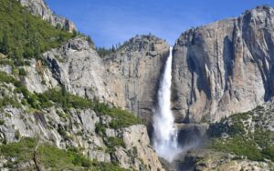 yosemite falls