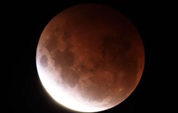 eclissi superluna rossa