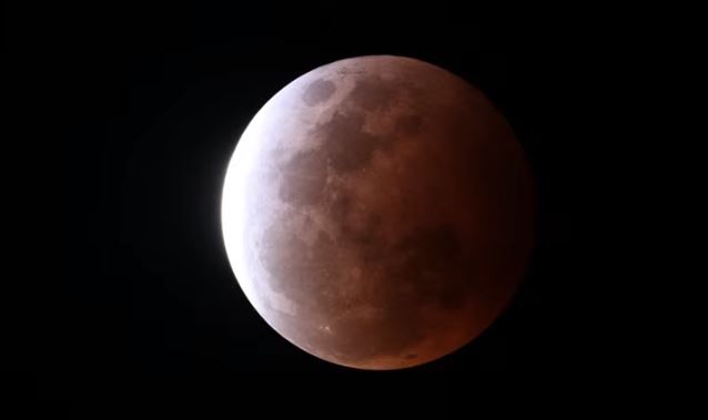 eclissi superluna rossa