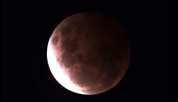 eclissi superluna rossa