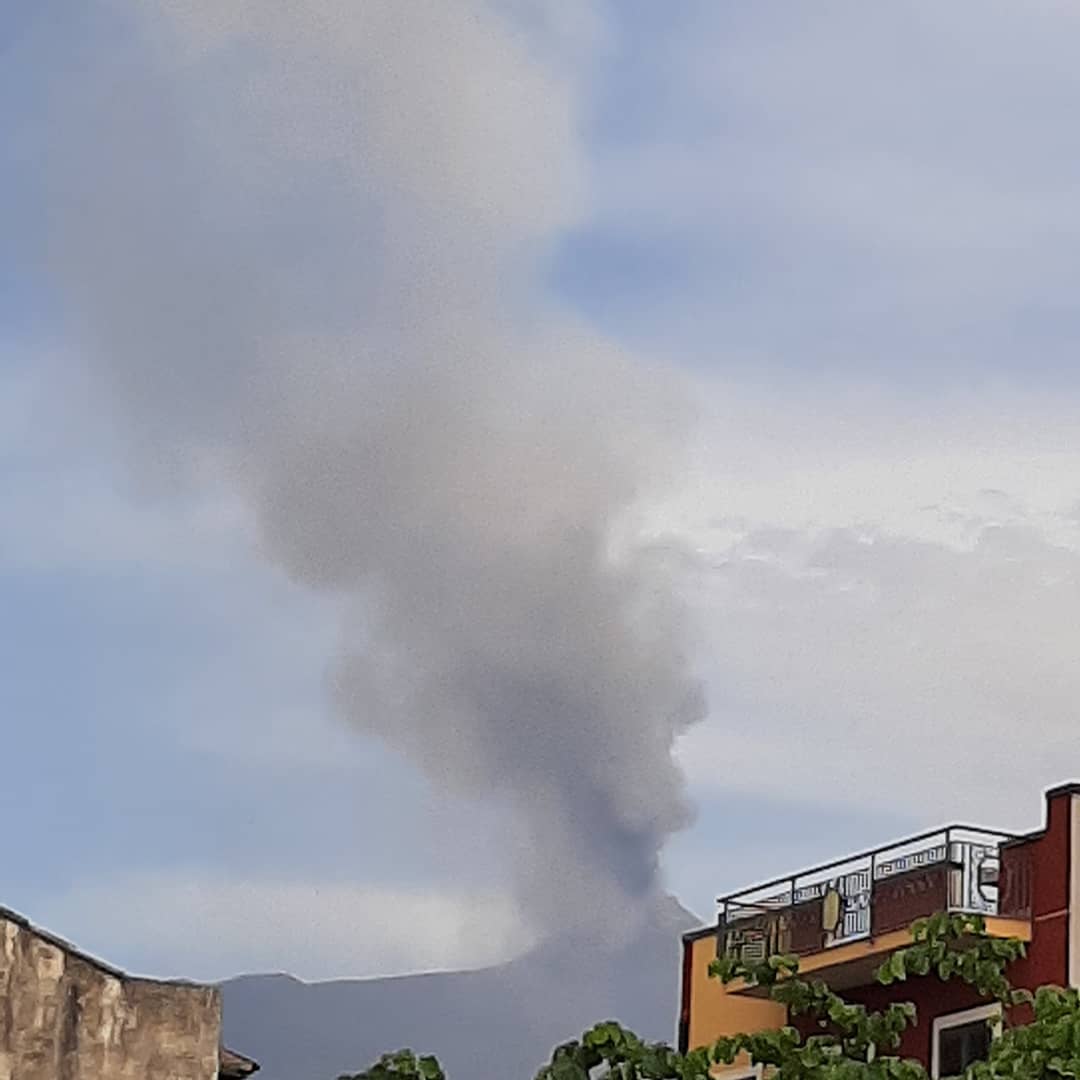 etna eruzione oggi