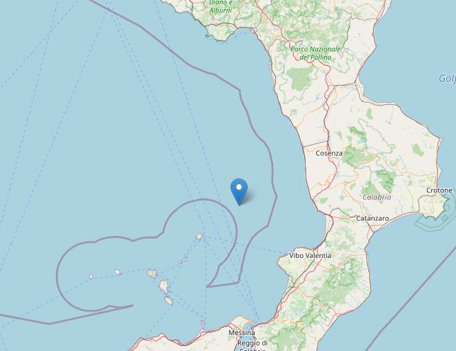 terremoto tirreno oggi calabria sicilia