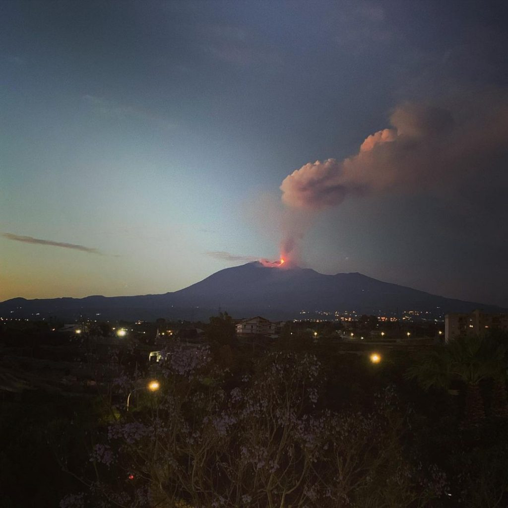 eruzione etna 12 giugno 2021