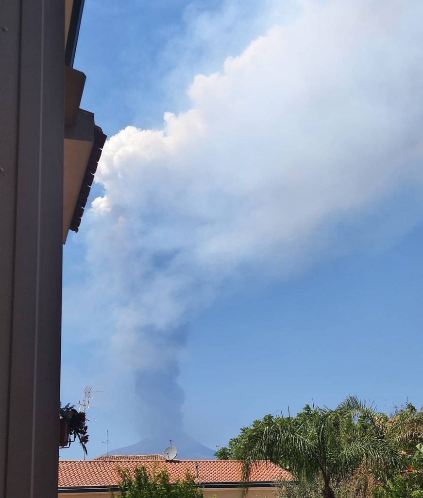 etna in eruzione 16 giugno 2021