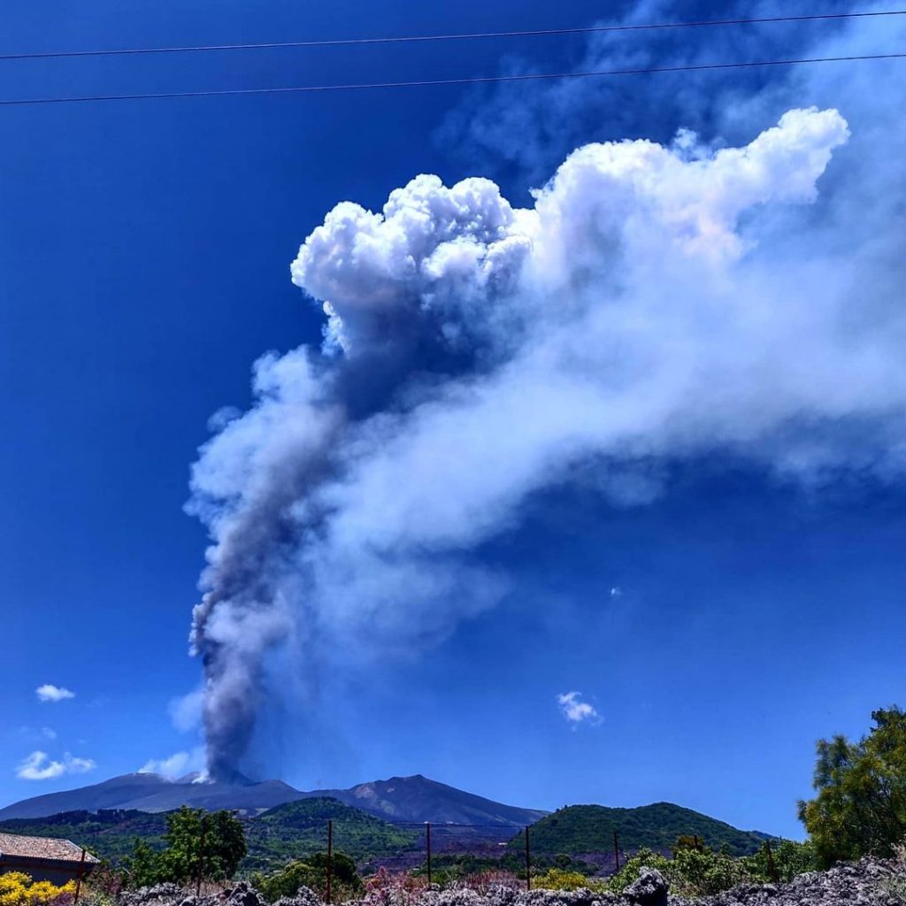 etna in eruzione 16 giugno 2021