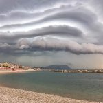 Maltempo, temporali lungo la costa adriatica: shelf cloud ad Osimo, 34mm di pioggia ad Ancona [FOTO e VIDEO]