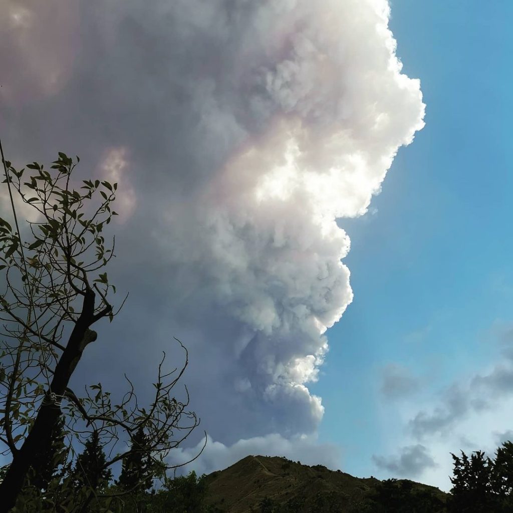 eruzione etna 14 luglio