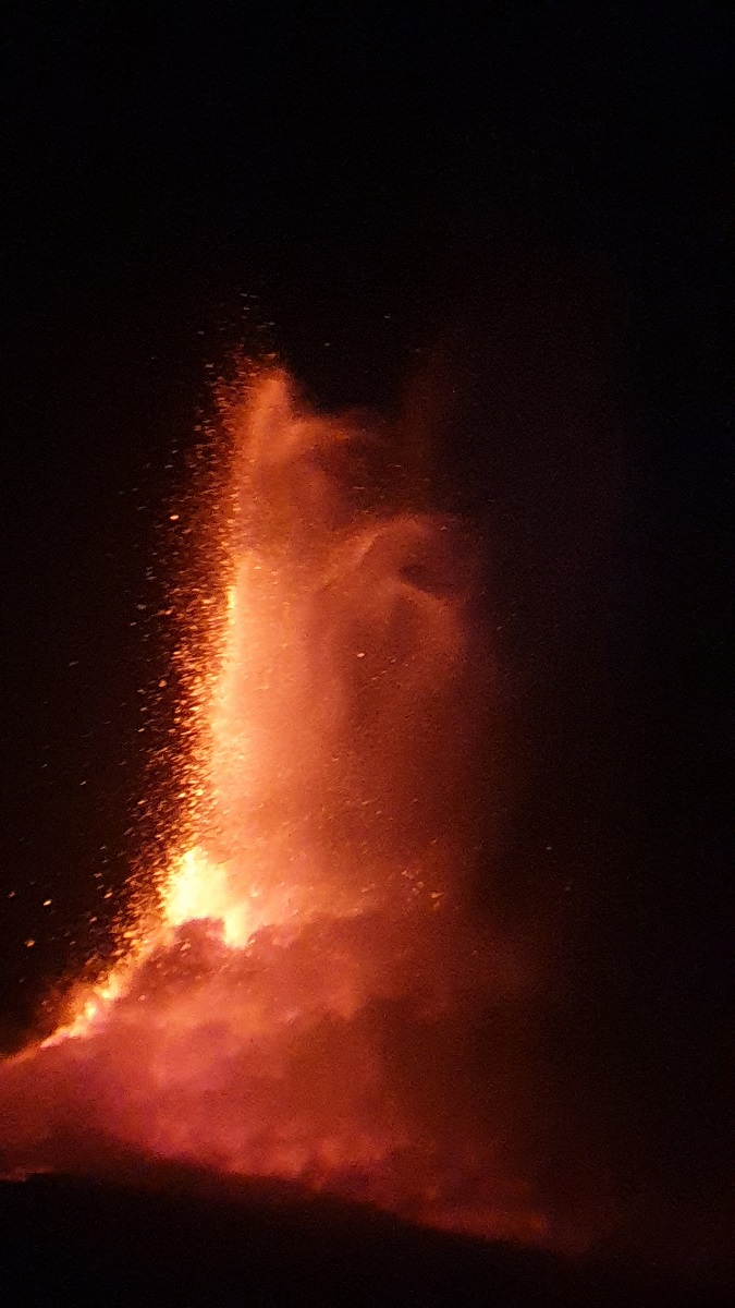 eruzione etna 2 luglio