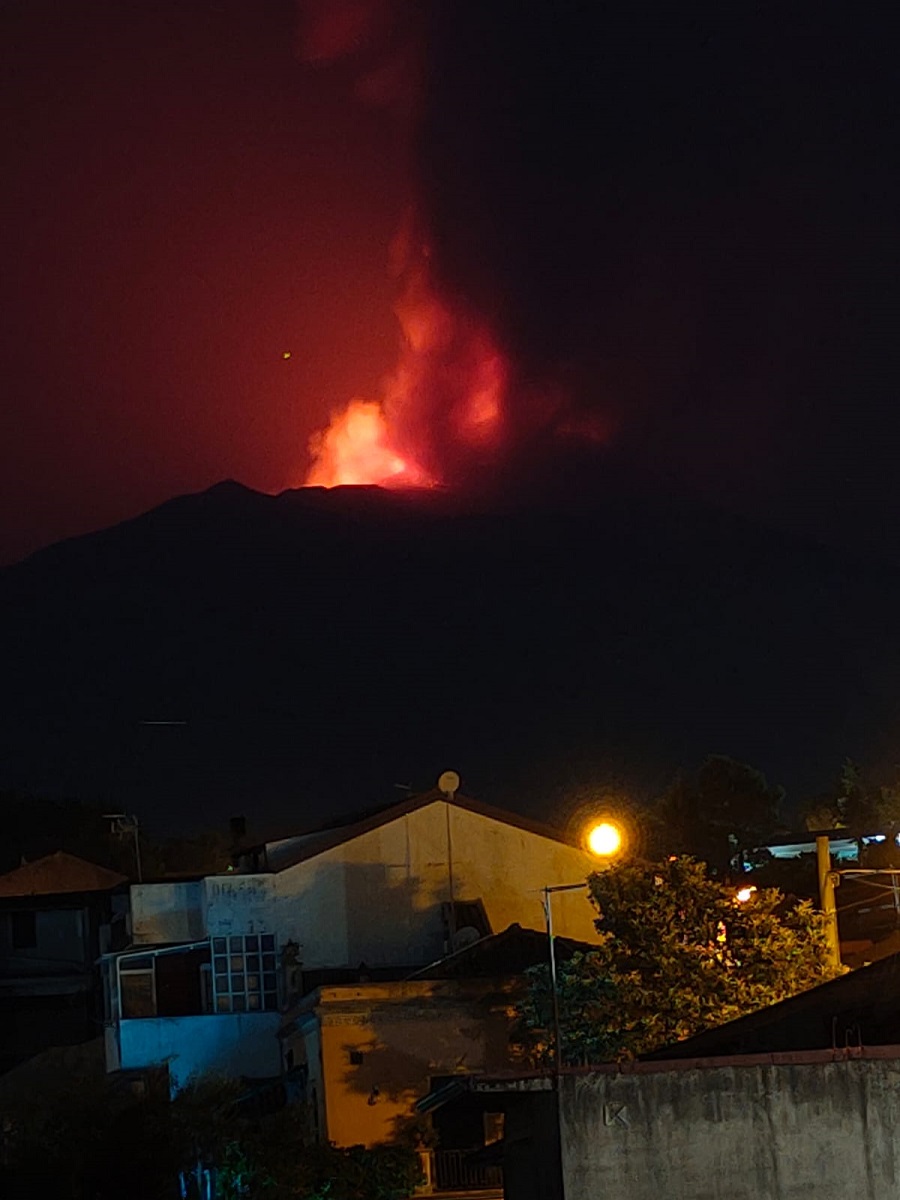 eruzione etna 8 luglio