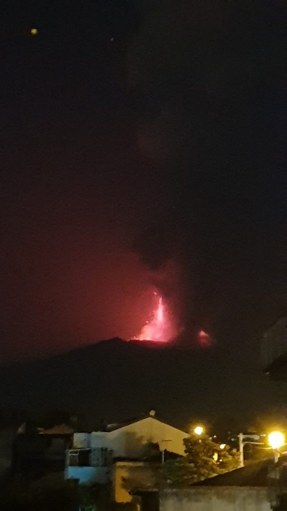 eruzione etna 8 luglio