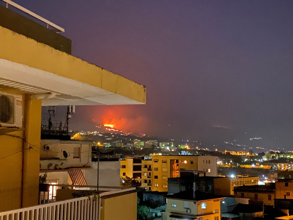 incendio reggio calabria