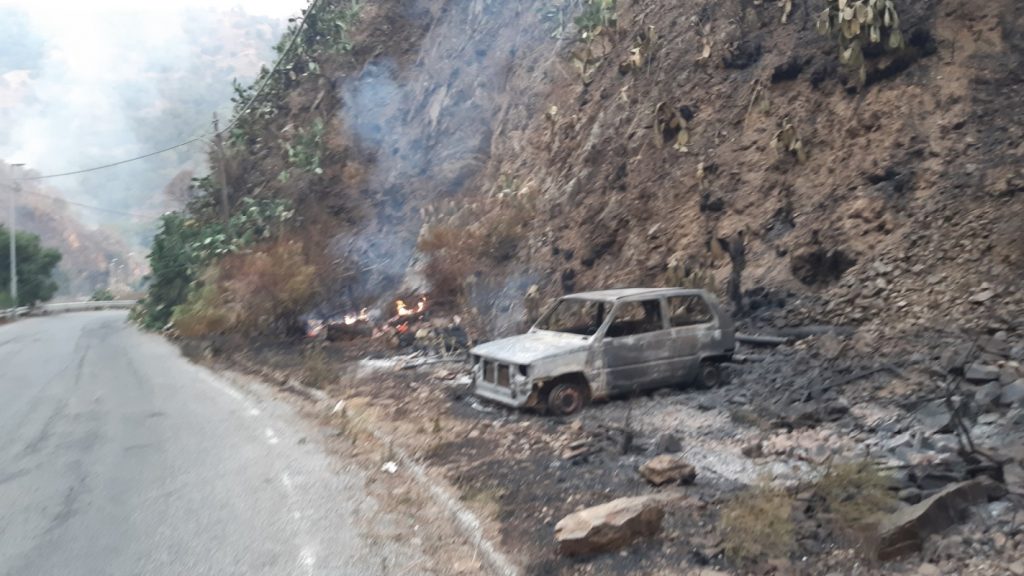 incendio reggio calabria 30 luglio 2021 foto disastro