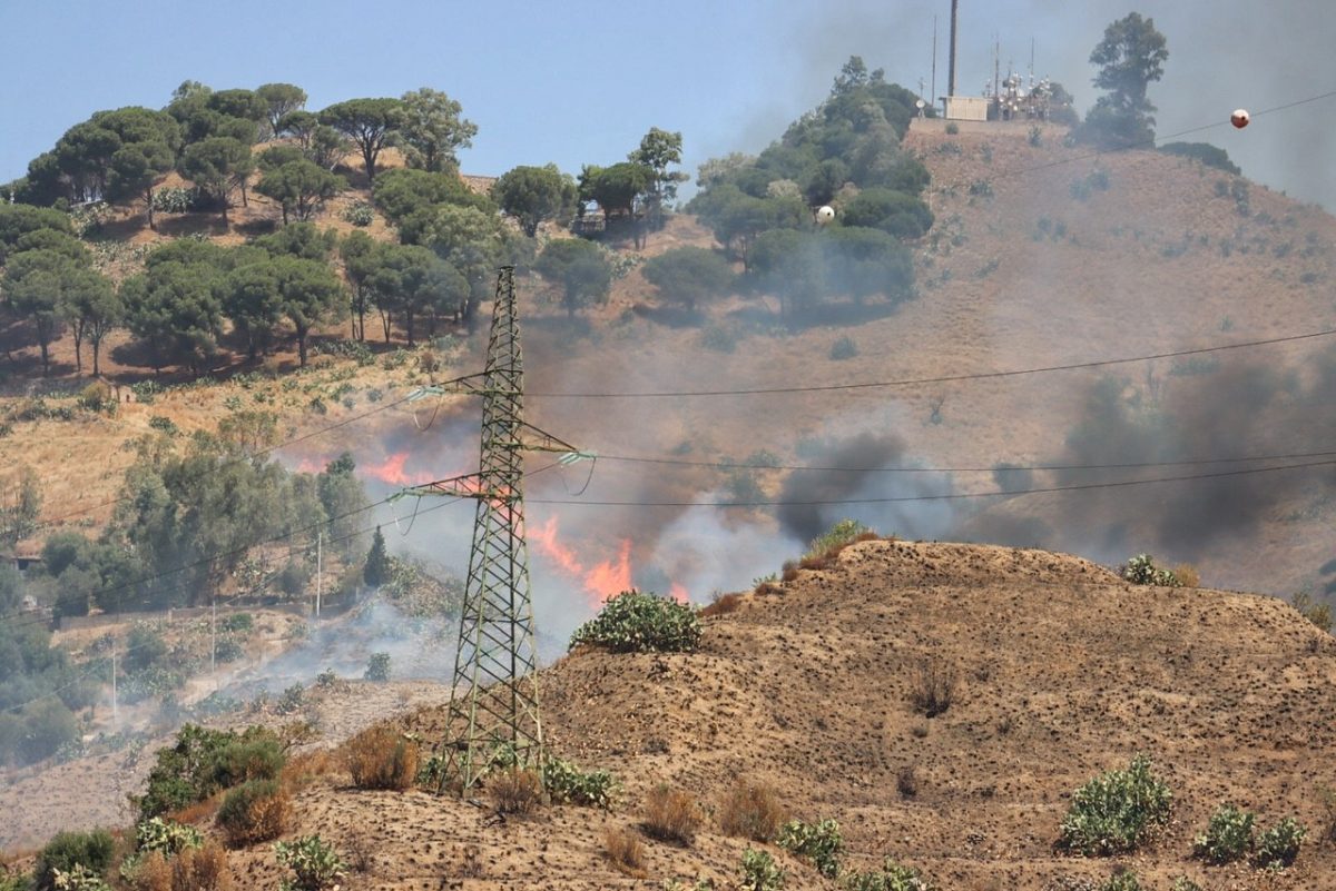 incendio reggio calabria pentimele