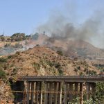 Caldo anomalo, Reggio Calabria assediata dagli incendi: rogo divampa a Pentimele, le fiamme avanzano [FOTO e VIDEO]