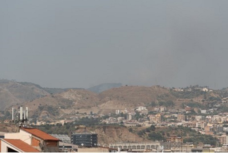 incendio zona sud reggio calabria 30 luglio