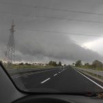 Maltempo in Piemonte, violento nubifragio nel Vercellese con grandine e raffiche di vento fino a 90km/h: scoperchiata una palestra a Vercelli [FOTO e VIDEO]