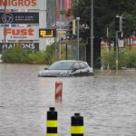 Maltempo in Svizzera, forti piogge provocano frane e allagamenti nel Canton Ticino: 330mm a Coldrerio, auto sommerse a Grancia – FOTO e VIDEO