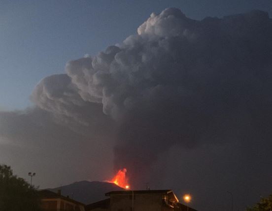 eruzione etna 9 agosto