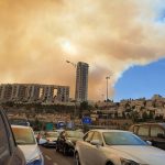 Israele, Gerusalemme minacciata dagli incendi per il 2° giorno consecutivo: evacuazioni in corso, minacciato ospedale [FOTO e VIDEO]