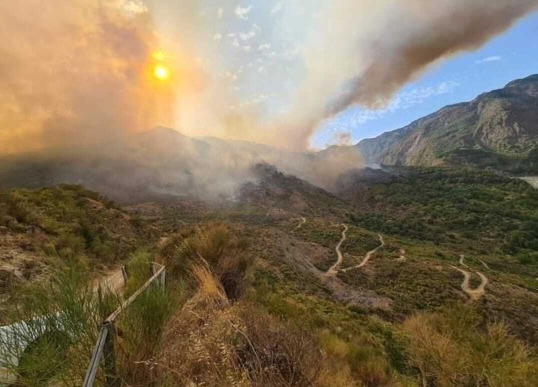 incendio roccaforte del greco