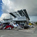 Maltempo in Emilia Romagna, devastante tornado a Fossoli di Carpi: case scoperchiate e danni ingenti all’aeroclub di Carpi – FOTO e VIDEO