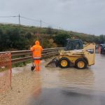 Uragano Mediterraneo in Sicilia: crolla parte laterale di un ponte a Caltagirone – FOTO