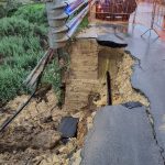 Uragano Mediterraneo in Sicilia: crolla parte laterale di un ponte a Caltagirone – FOTO