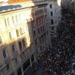 Trieste scende ancora in piazza contro il Green Pass: grande corteo nelle vie del centro, “no Apartheid” – FOTO