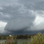 Maltempo in Veneto, 4 tornado avvistati in provincia di Rovigo: nubifragi nel Padovano, 126mm ad Abano Terme – FOTO e VIDEO