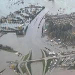 Piogge torrenziali, frane e inondazioni in British Columbia: Canada occidentale nella morsa del maltempo, almeno un morto e migliaia di sfollati [FOTO e VIDEO]