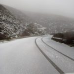 Maltempo, è arrivata la prima neve della stagione in Sardegna: Fonni si risveglia imbiancata [FOTO]