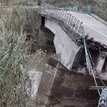 Maltempo, tragedia sfiorata nel Trapanese: crollato il ponte che collega Alcamo a Castellammare del Golfo [FOTO e VIDEO]