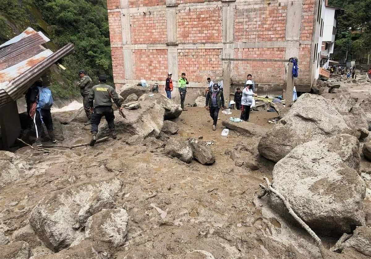 maltempo alluvione perù