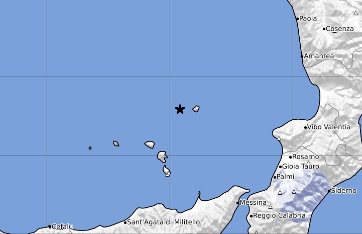 terremoto stromboli eolie