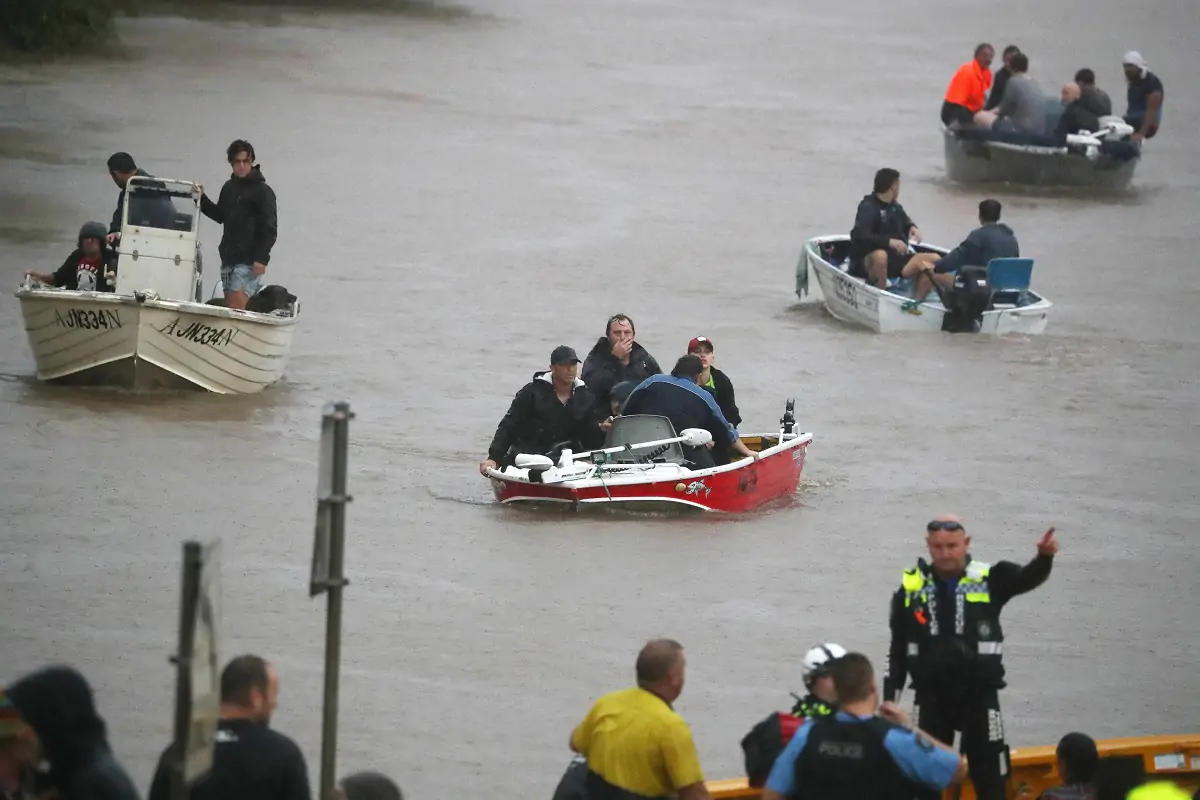 Australia, situazione drammatica nel Nuovo Galles del Sud: a Lismore "è una  catastrofe", inondazioni record e persone intrappolate sui tetti [FOTO]