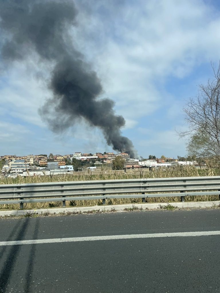 incendio roma