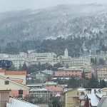 Maltempo e neve, risveglio imbiancato in Puglia: scorci fiabeschi a Lucera e San Giovanni Rotondo, fiocchi anche a Ostuni e Andria [FOTO e VIDEO]