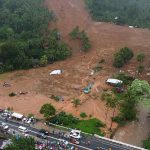 Tempesta Megi, ecatombe nelle Filippine: oltre 130 morti, case spazzate via da frane nella provincia di Leyte | FOTO e VIDEO