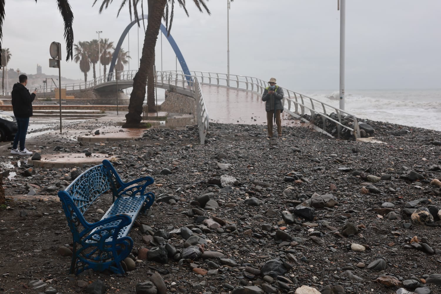 Maltempo In Spagna Allagamenti E Spiagge Del Sud Devastate Da Forti