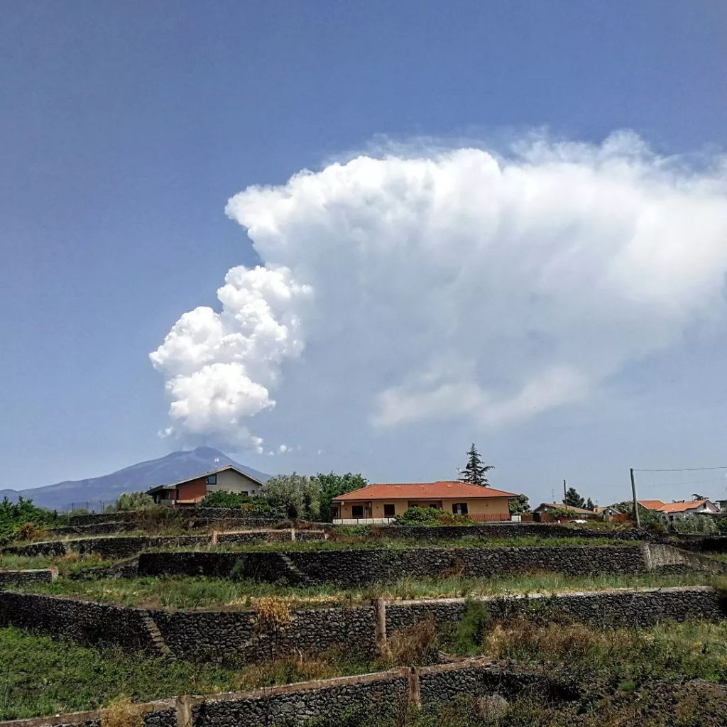 etna 24 maggio 2022