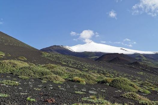 etna oggi neve